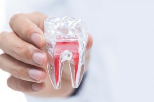  Chữa tủy - Trám răng có đau không?